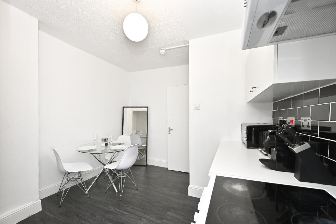 Covent Garden & Soho, Cosy & Cool, Spacious Apartment Londýn Exteriér fotografie